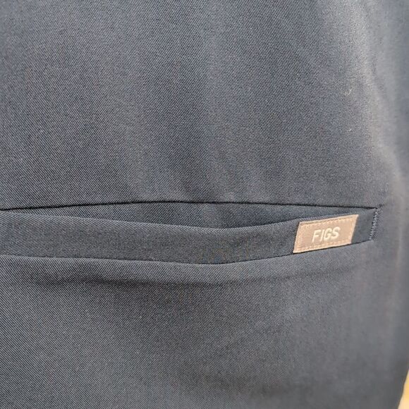 Figs Medium Gray Technical Collection V Neck Women's Scrub Top - Picture 3 of 10